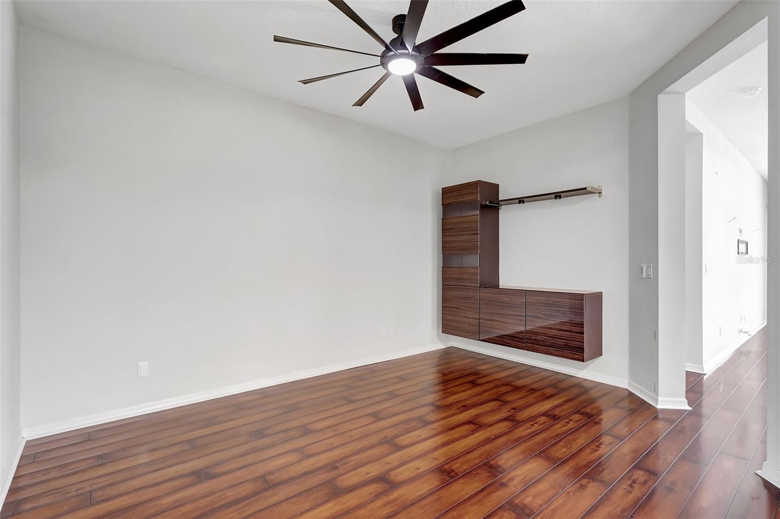 Image 8 of 64 For 7705 55th Street E