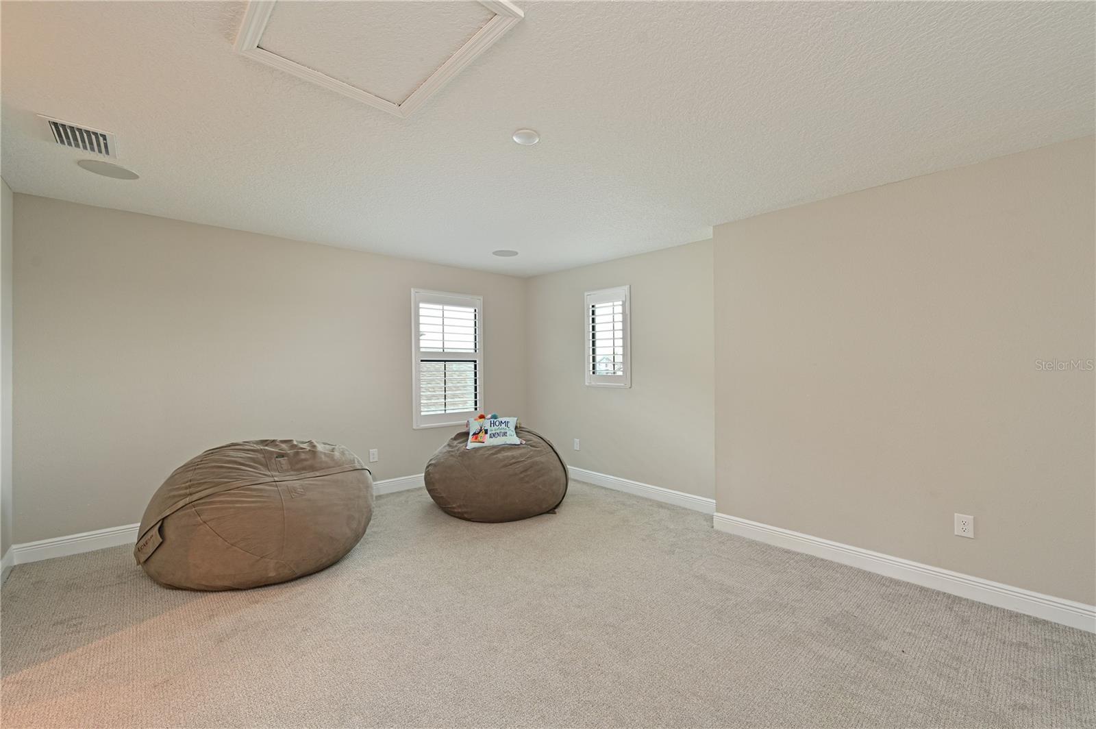 Image 23 of 62 For 8916 Isabella Circle