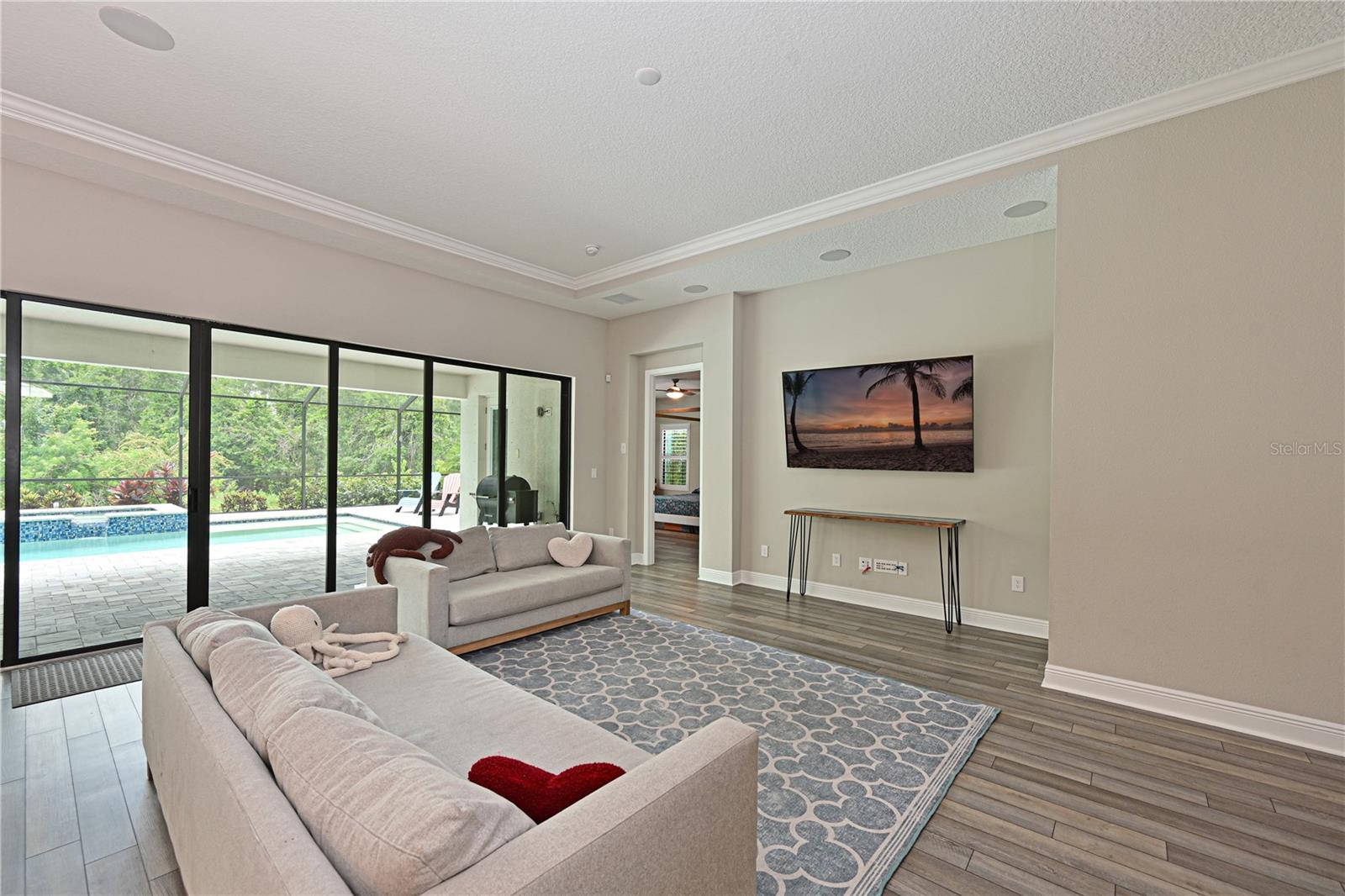 Image 5 of 62 For 8916 Isabella Circle
