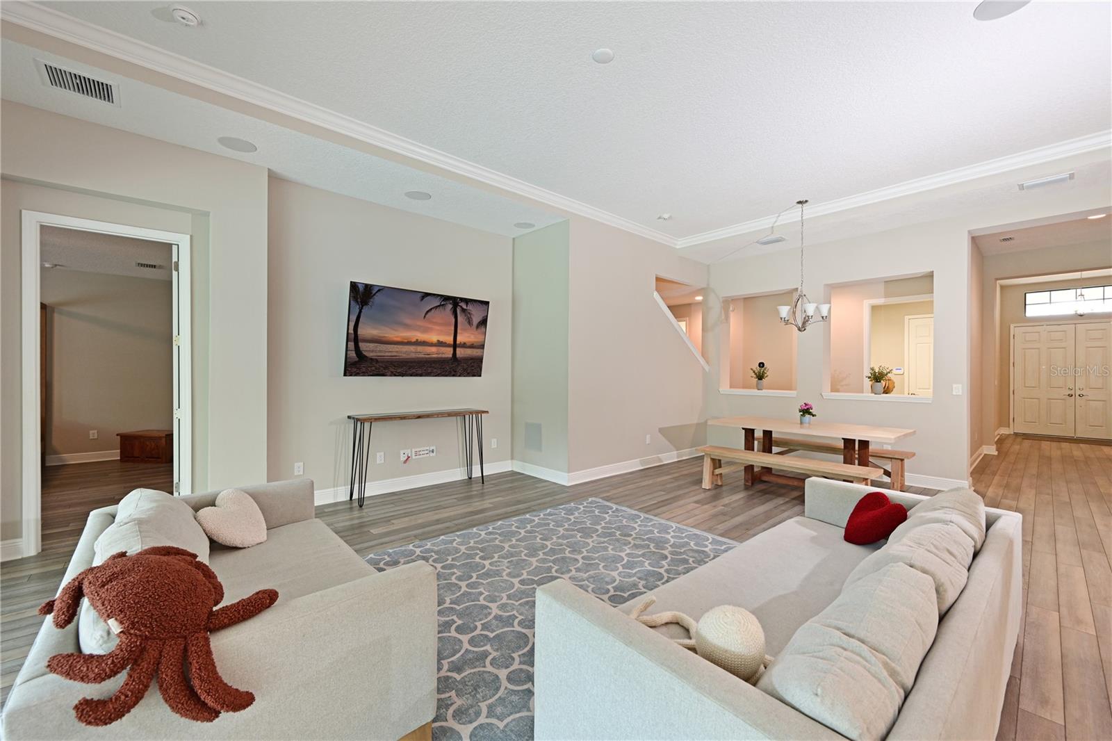Image 6 of 62 For 8916 Isabella Circle