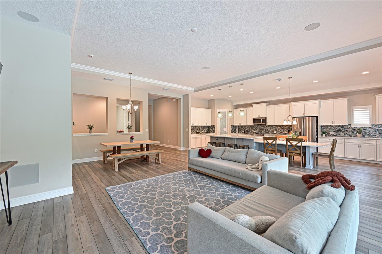 Image 7 of 62 For 8916 Isabella Circle