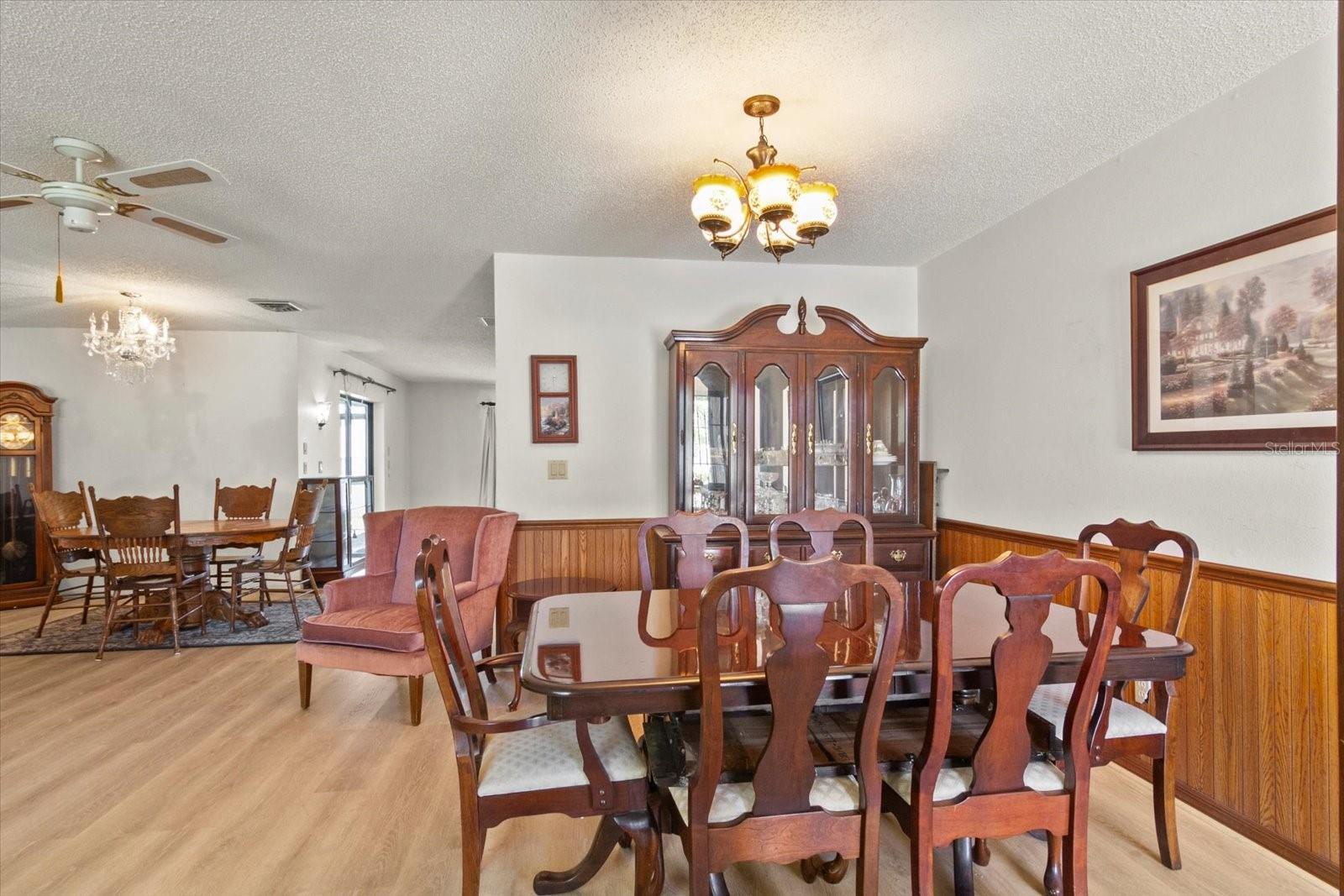 Image 11 of 41 For 710 Beverly Road
