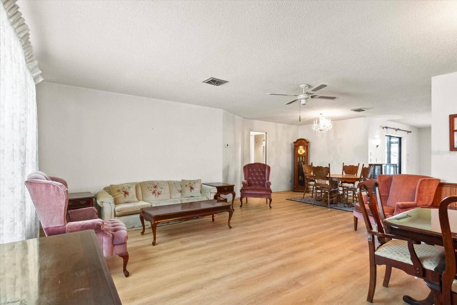 Image 12 of 41 For 710 Beverly Road