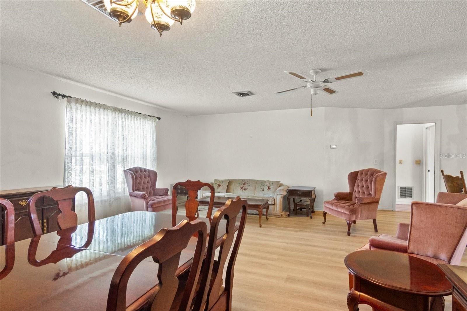 Image 13 of 41 For 710 Beverly Road