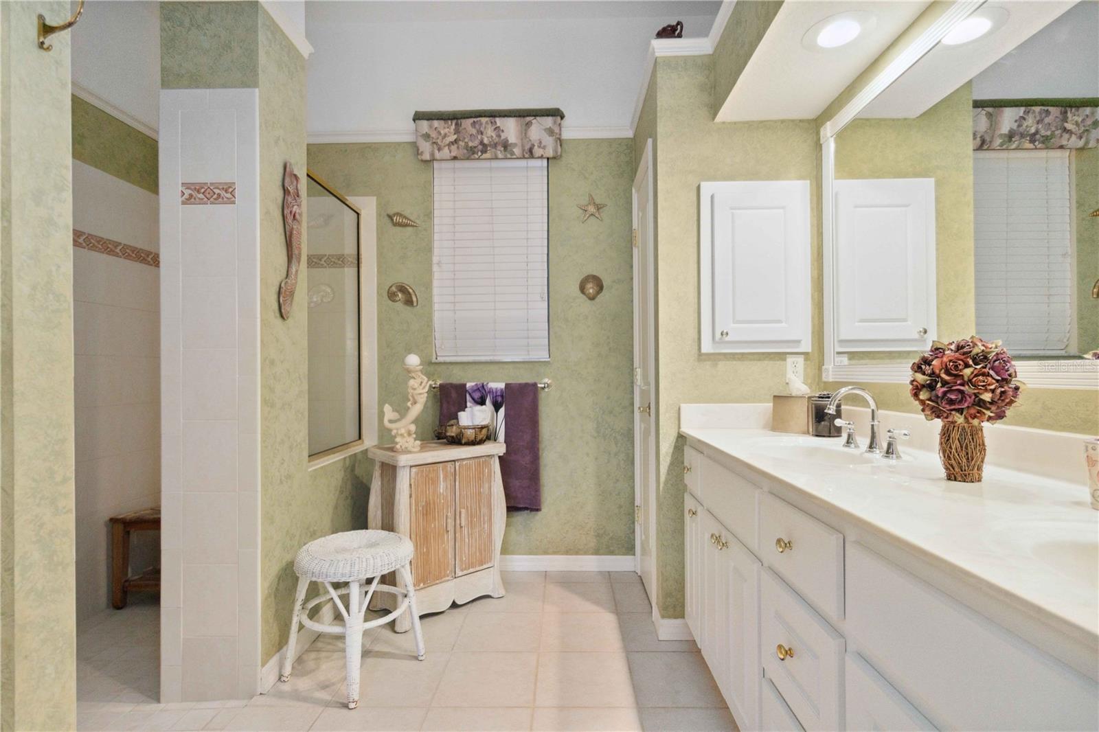 Image 39 of 65 For 4804 Jacaranda Heights Drive