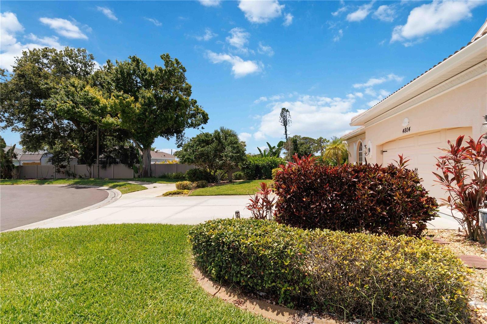 Image 45 of 65 For 4804 Jacaranda Heights Drive