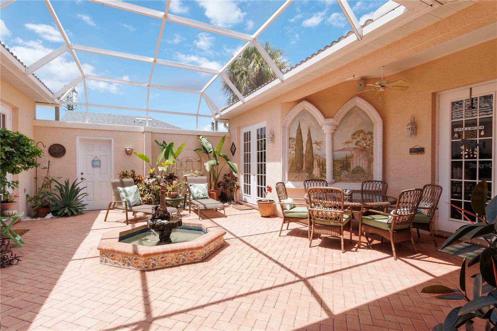 Image 6 of 65 For 4804 Jacaranda Heights Drive