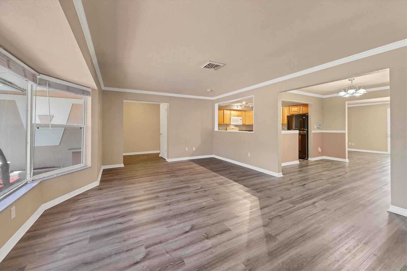 Image 4 of 38 For 6760 14th Street S