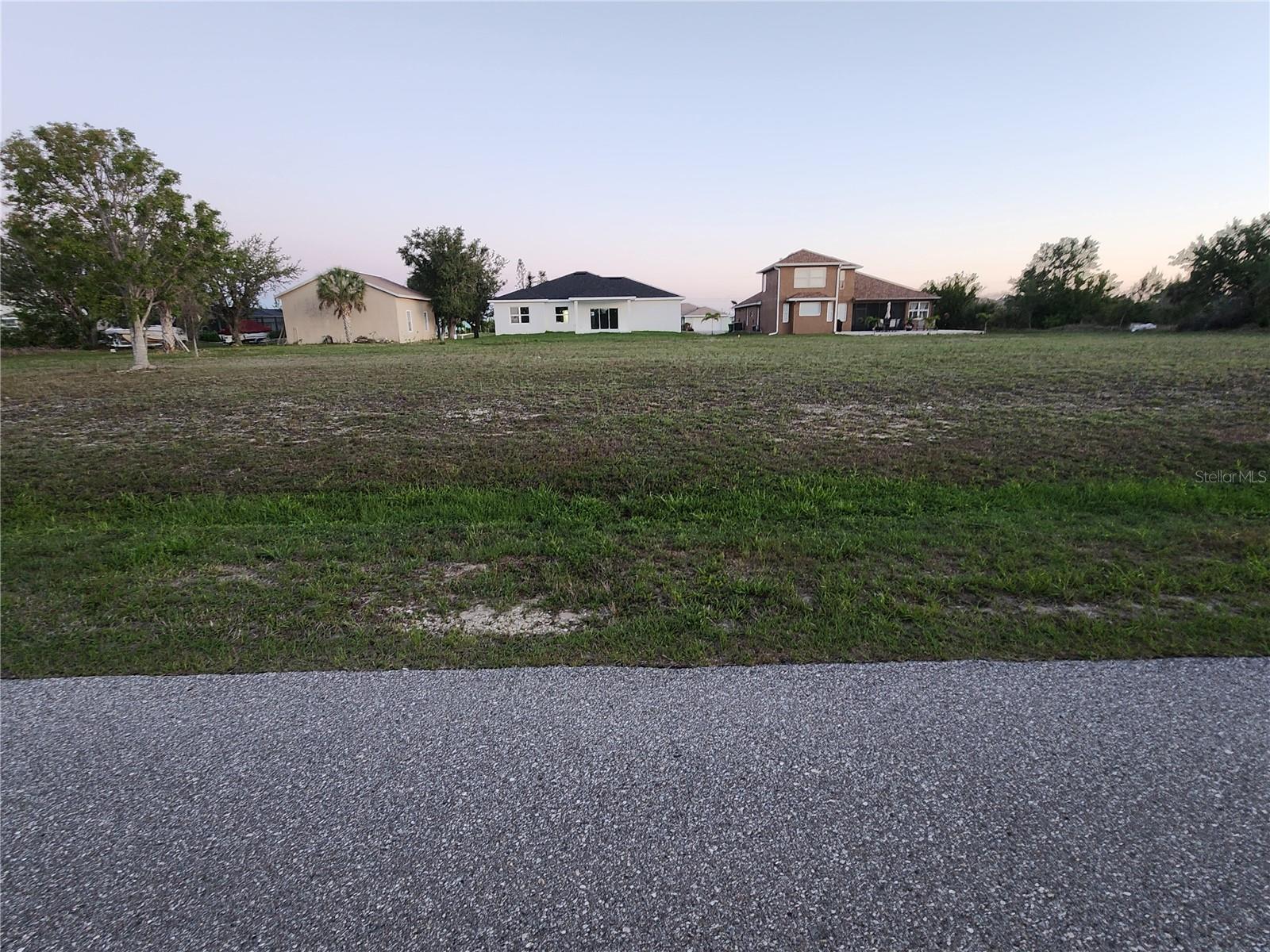 Image 8 of 14 For 15563 Ruston Circle