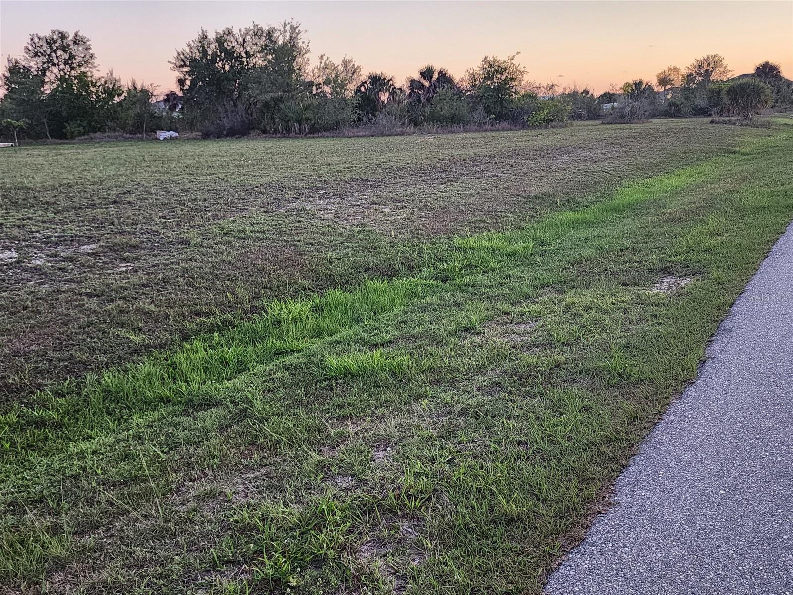 Image 7 of 14 For 15571 Ruston Circle