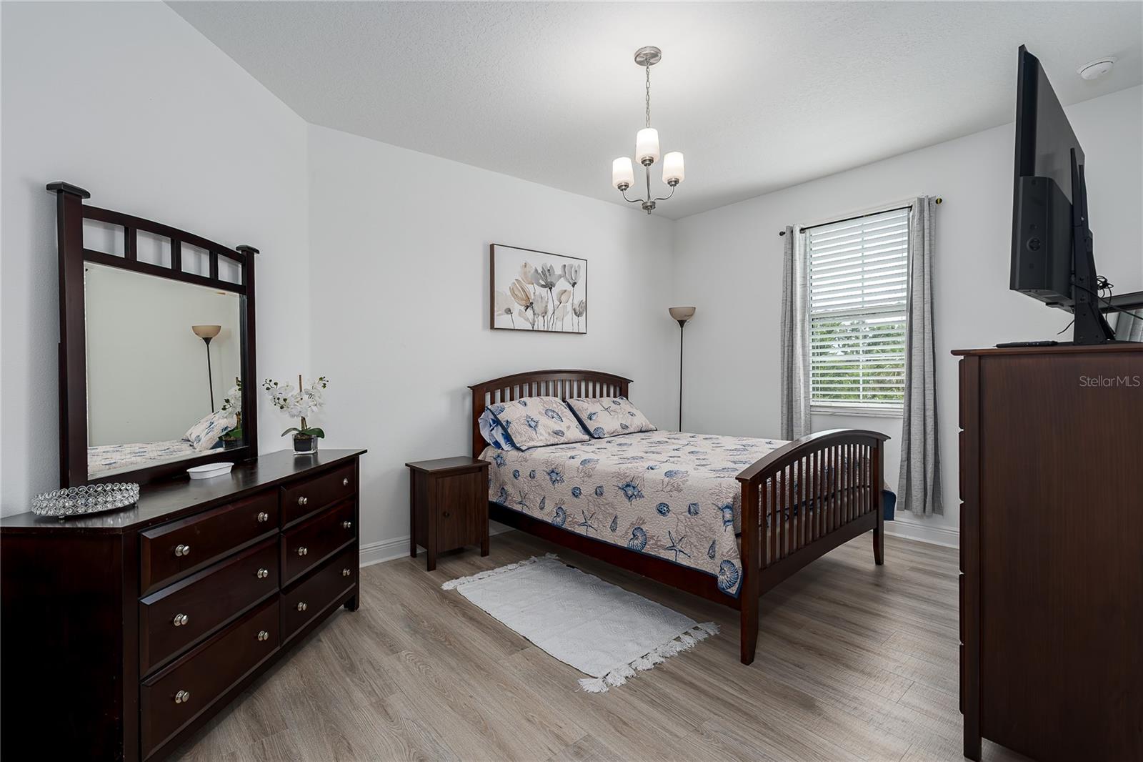 Image 22 of 57 For 5651 Trevesta Place