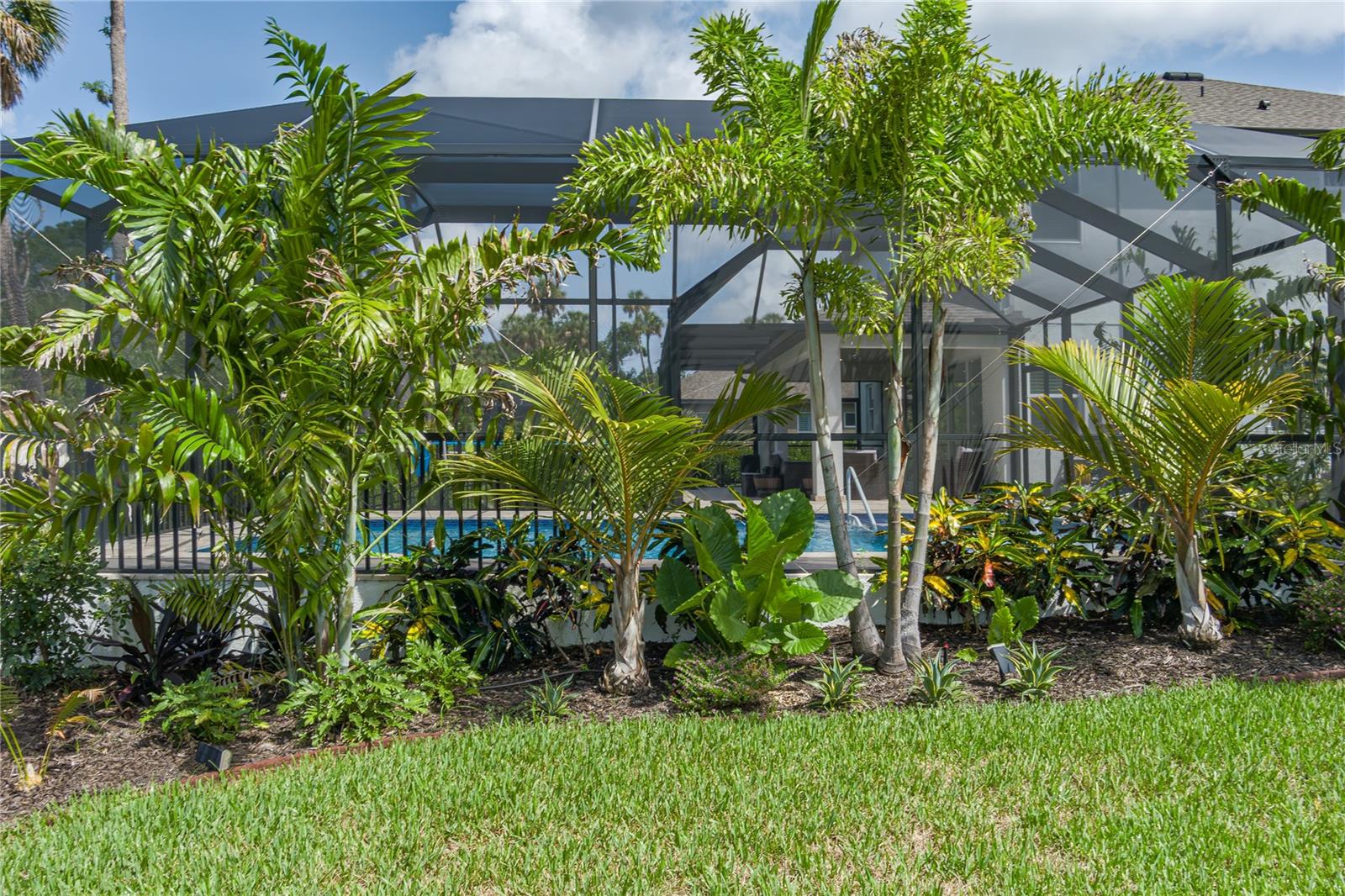 Image 38 of 57 For 5651 Trevesta Place