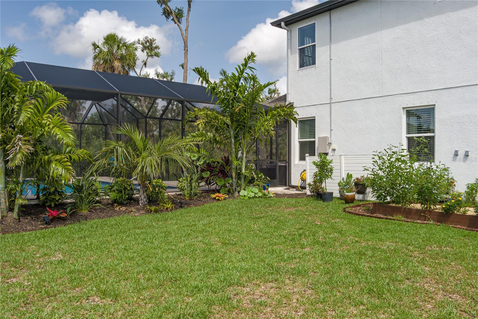 Image 39 of 57 For 5651 Trevesta Place