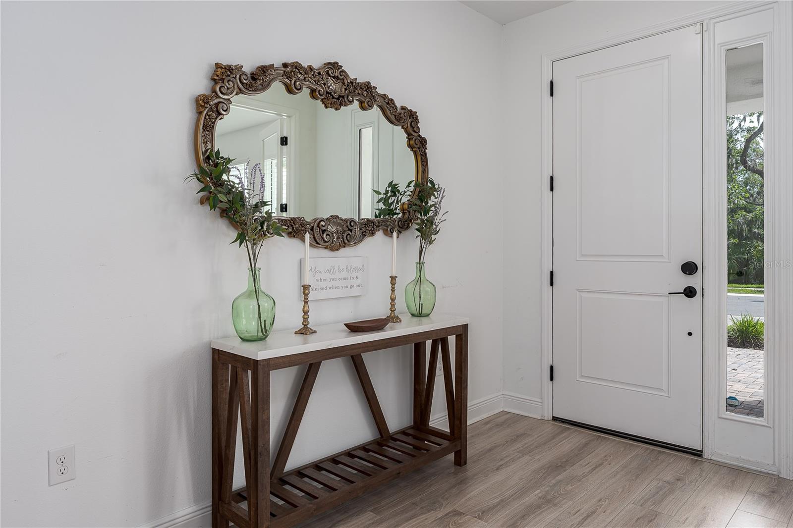 Image 7 of 57 For 5651 Trevesta Place