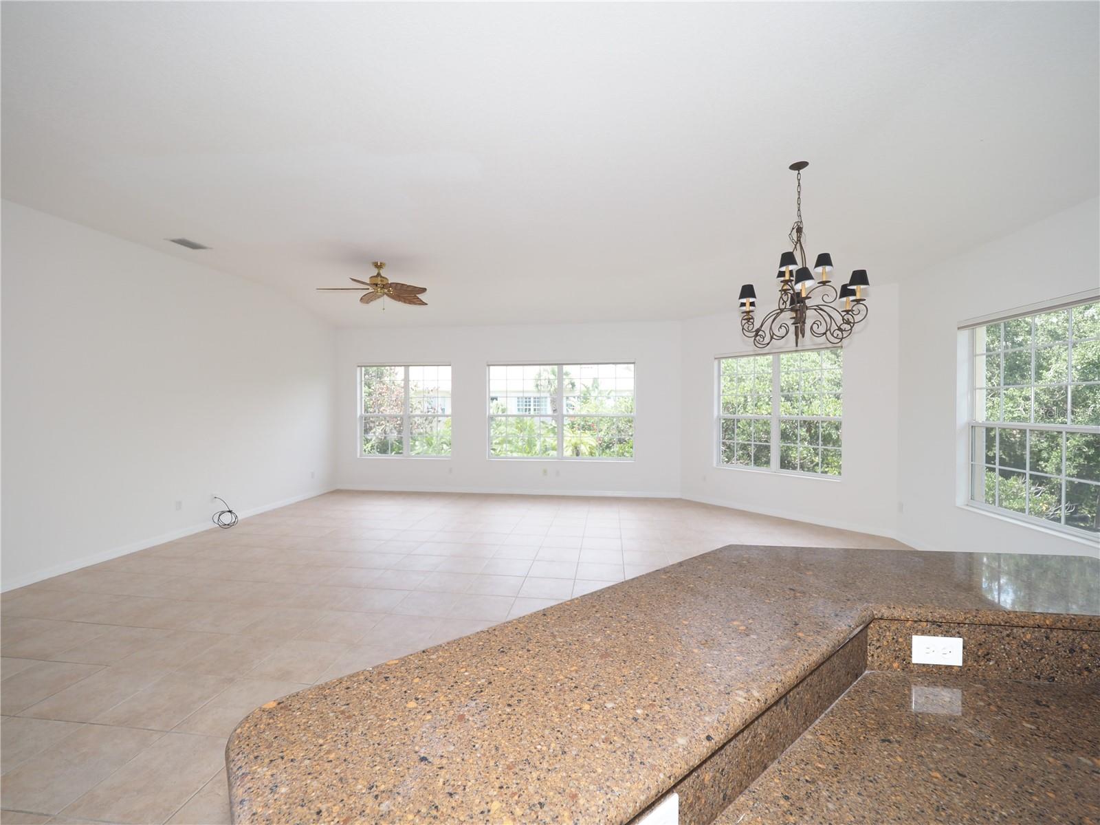 Image 12 of 33 For 408 Triano Circle 408