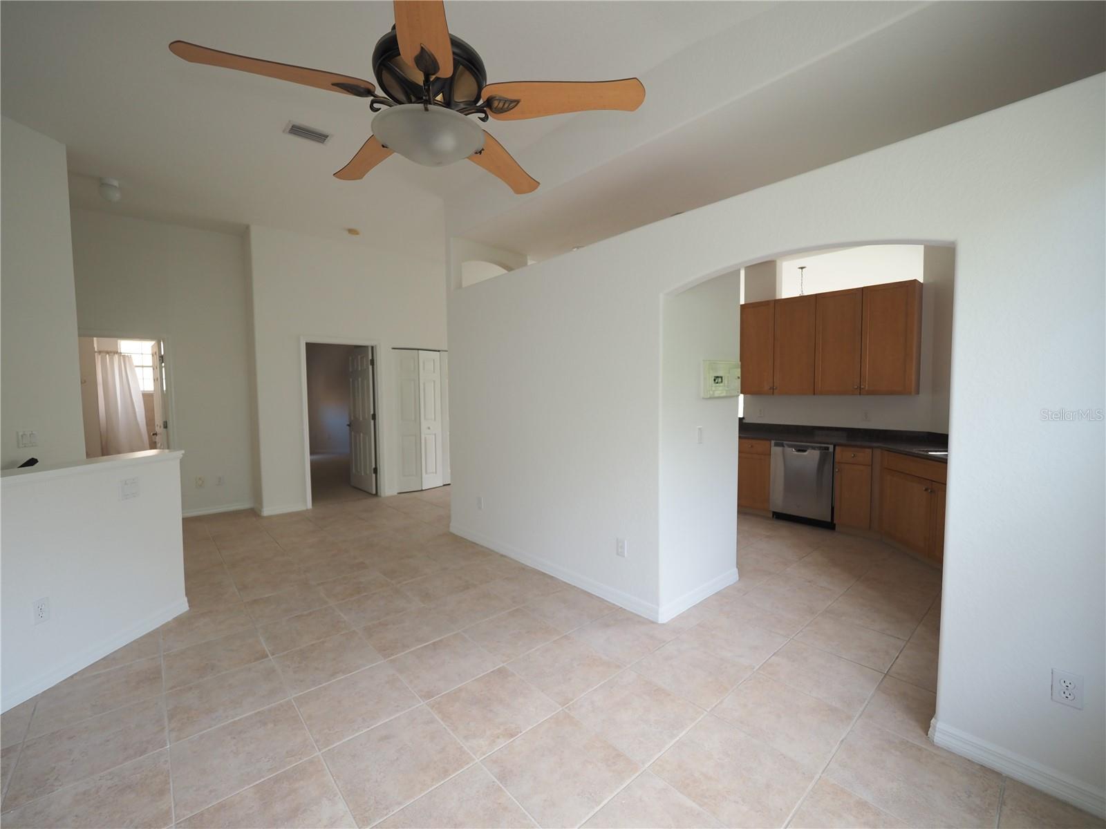 Image 7 of 33 For 408 Triano Circle 408