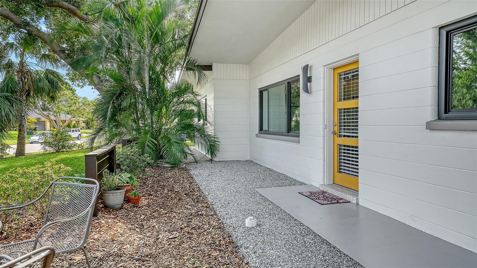 Image 6 of 59 For 2516 Goldenrod Street