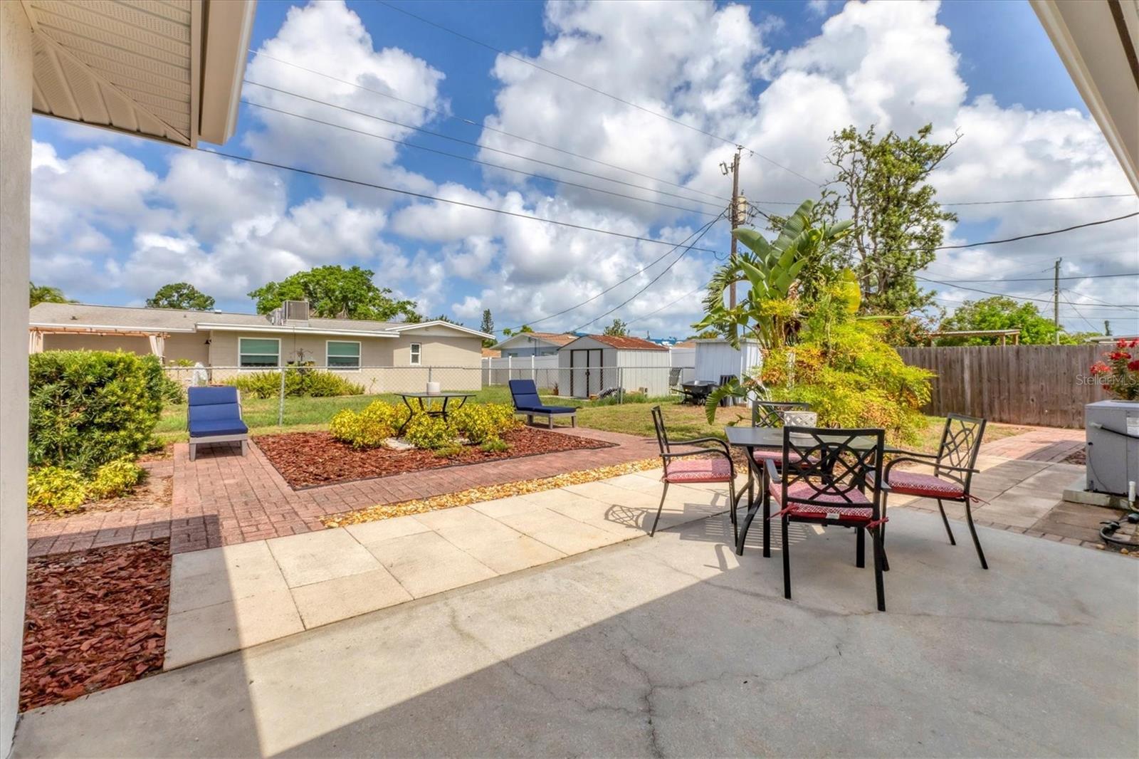 Image 22 of 32 For 2402 33rd Street W