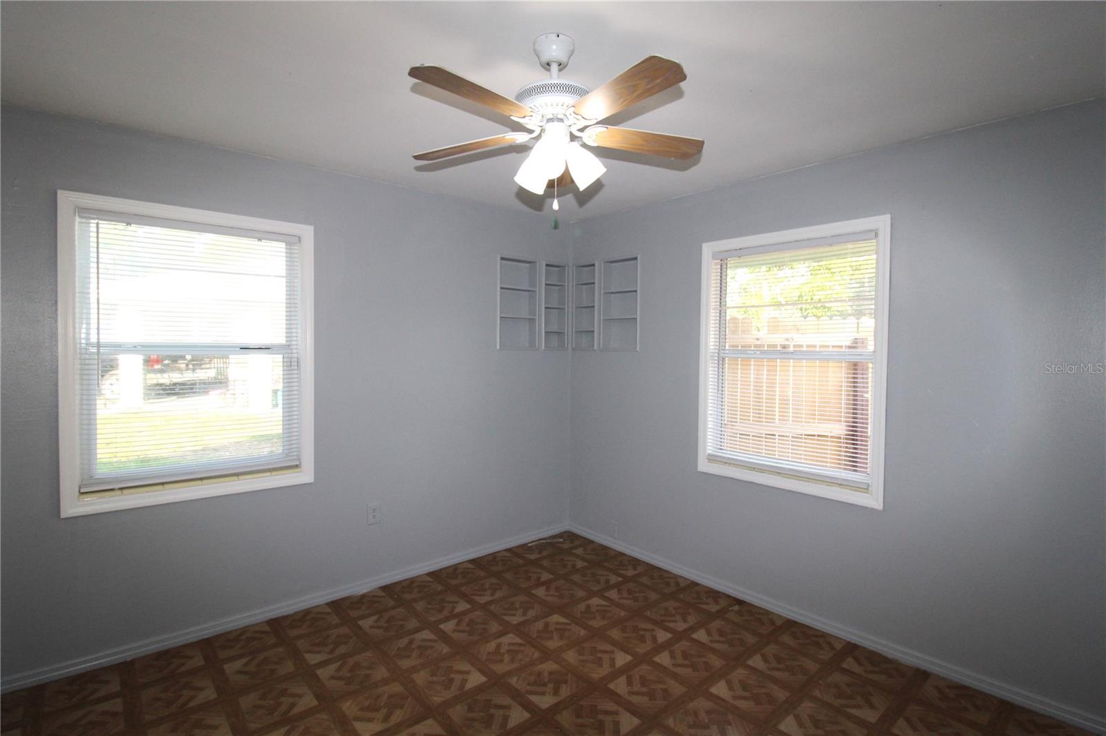 Image 16 of 22 For 2618 38th Avenue W