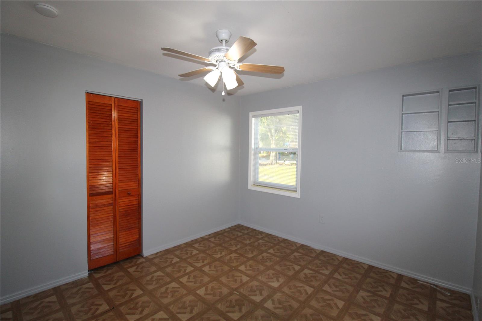 Image 17 of 22 For 2618 38th Avenue W