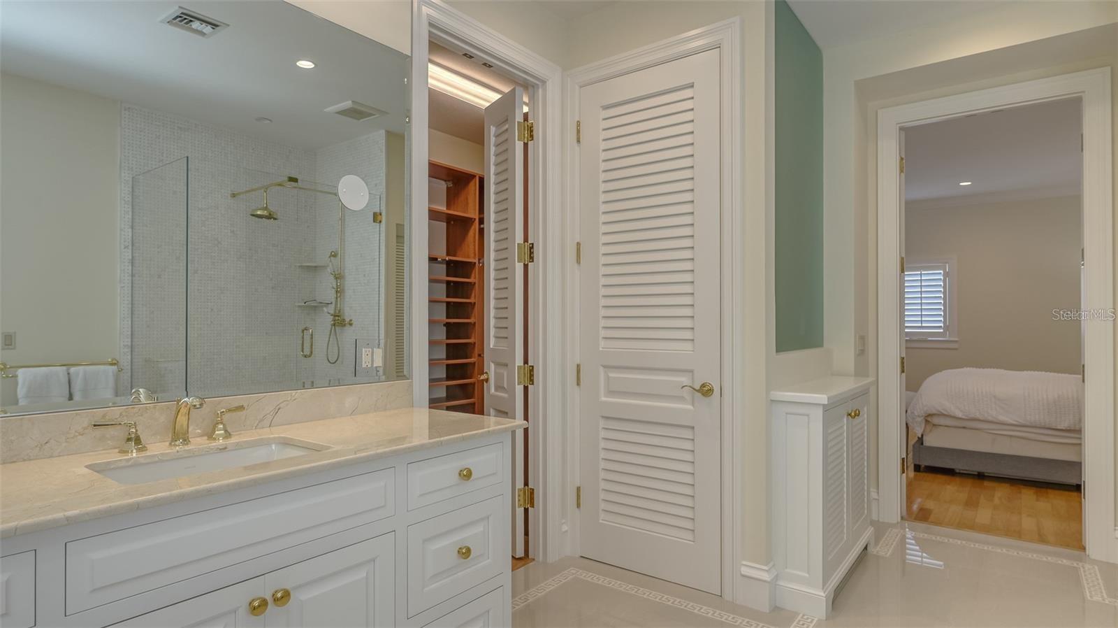 Image 37 of 63 For 1121 Morningside Place