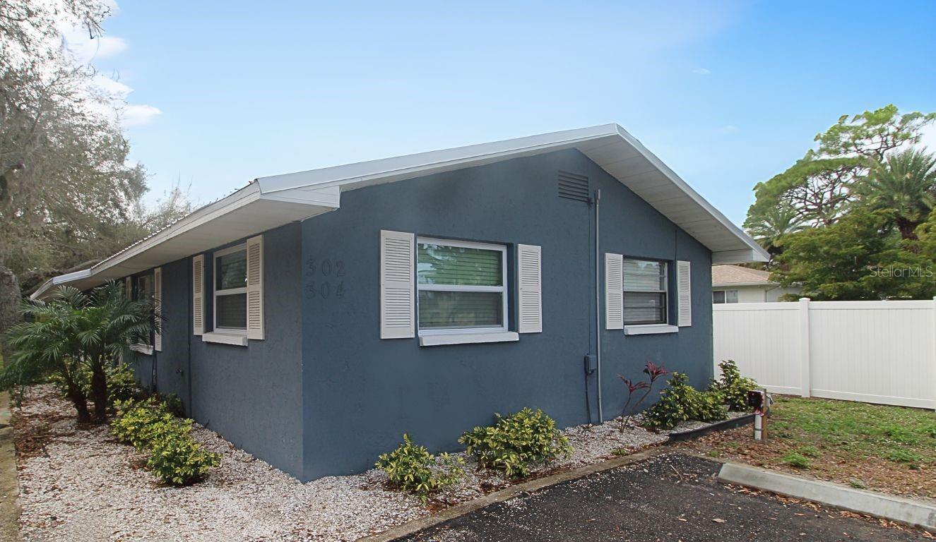 Details for 302 Colonia Lane 8, NOKOMIS, FL 34275