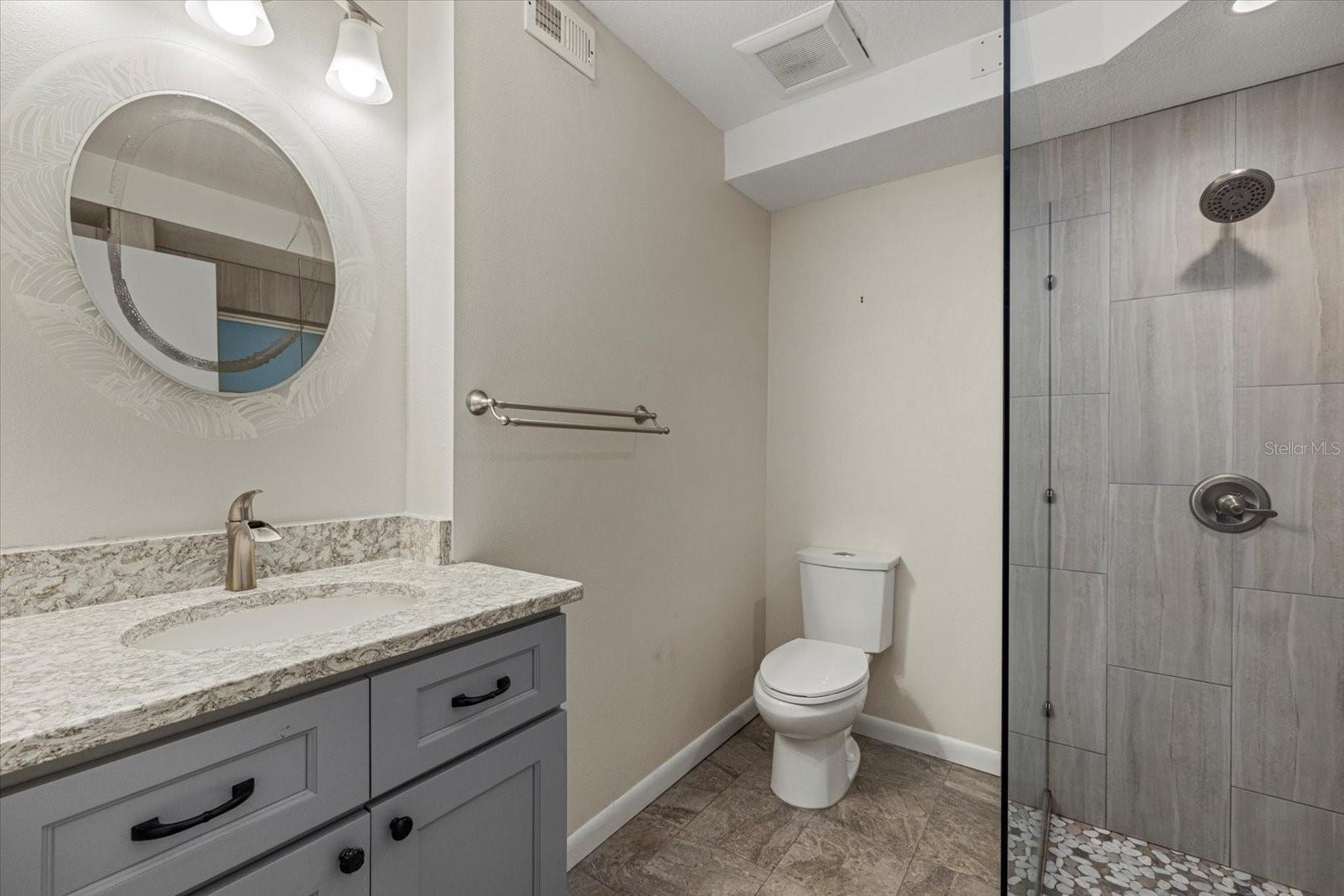 Image 17 of 52 For 8255 Longbay Boulevard