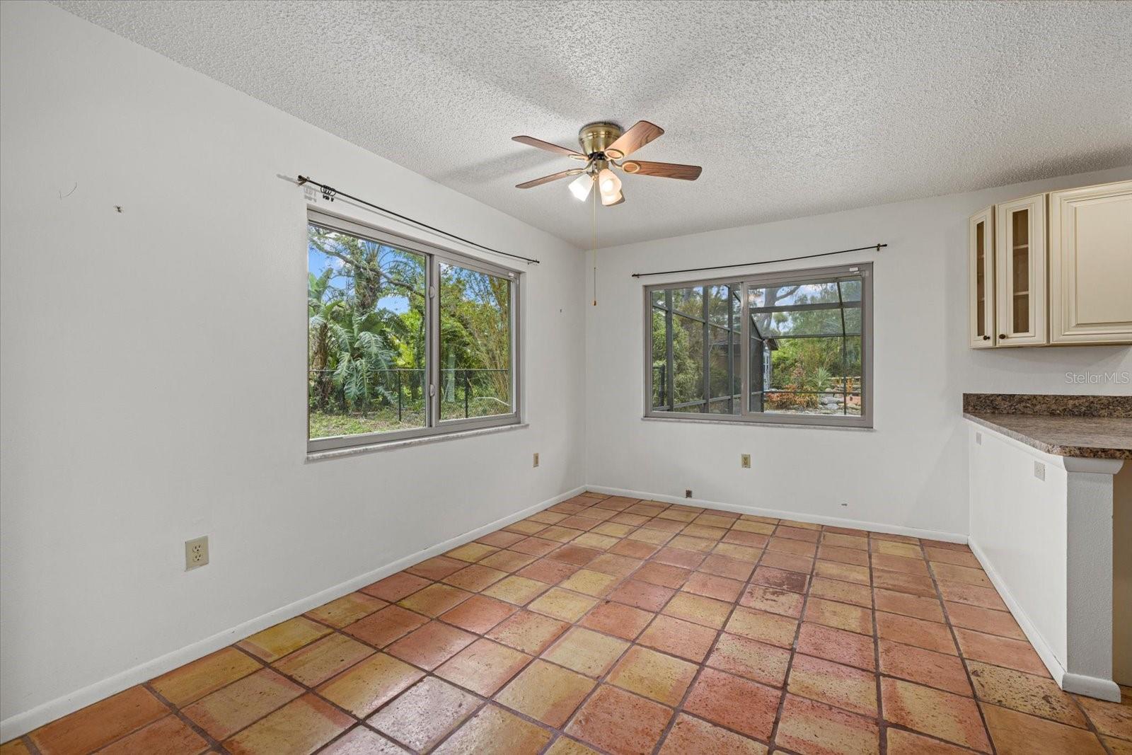 Image 8 of 52 For 8255 Longbay Boulevard