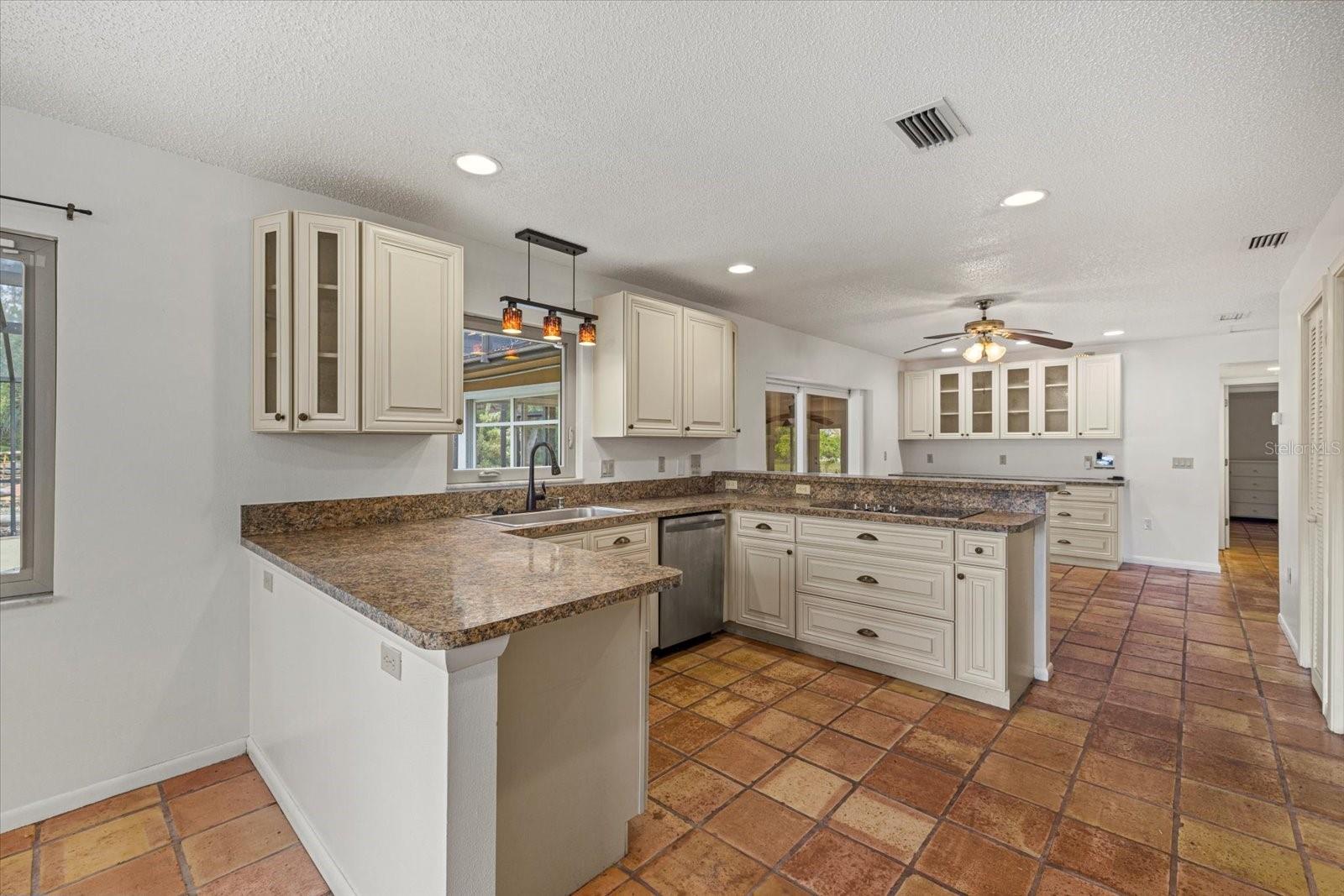 Image 9 of 52 For 8255 Longbay Boulevard