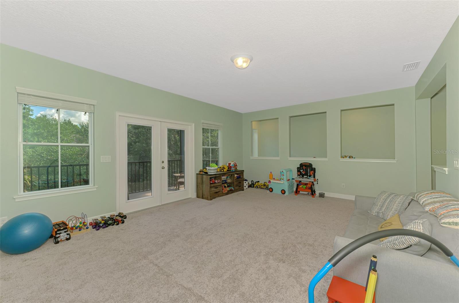 Image 35 of 61 For 4500 Chinkapin Drive