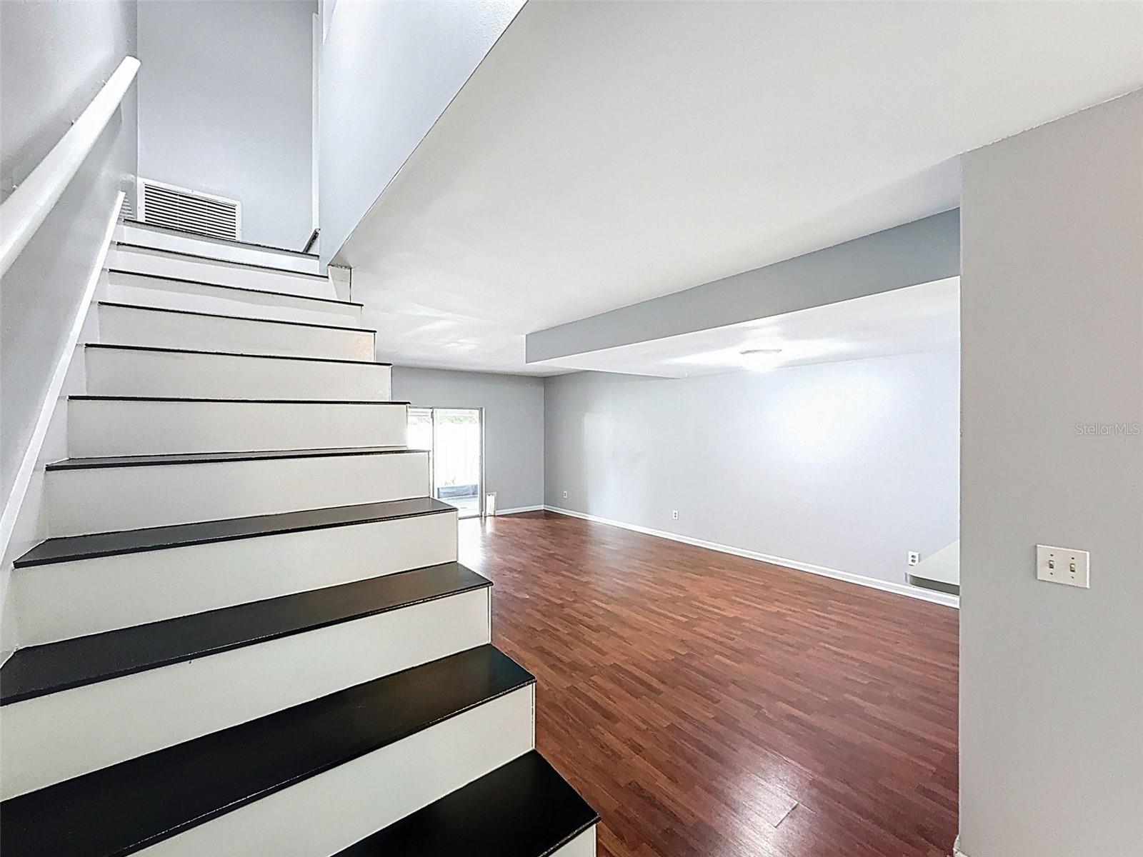 Image 14 of 42 For 11717 Wesson Circle E