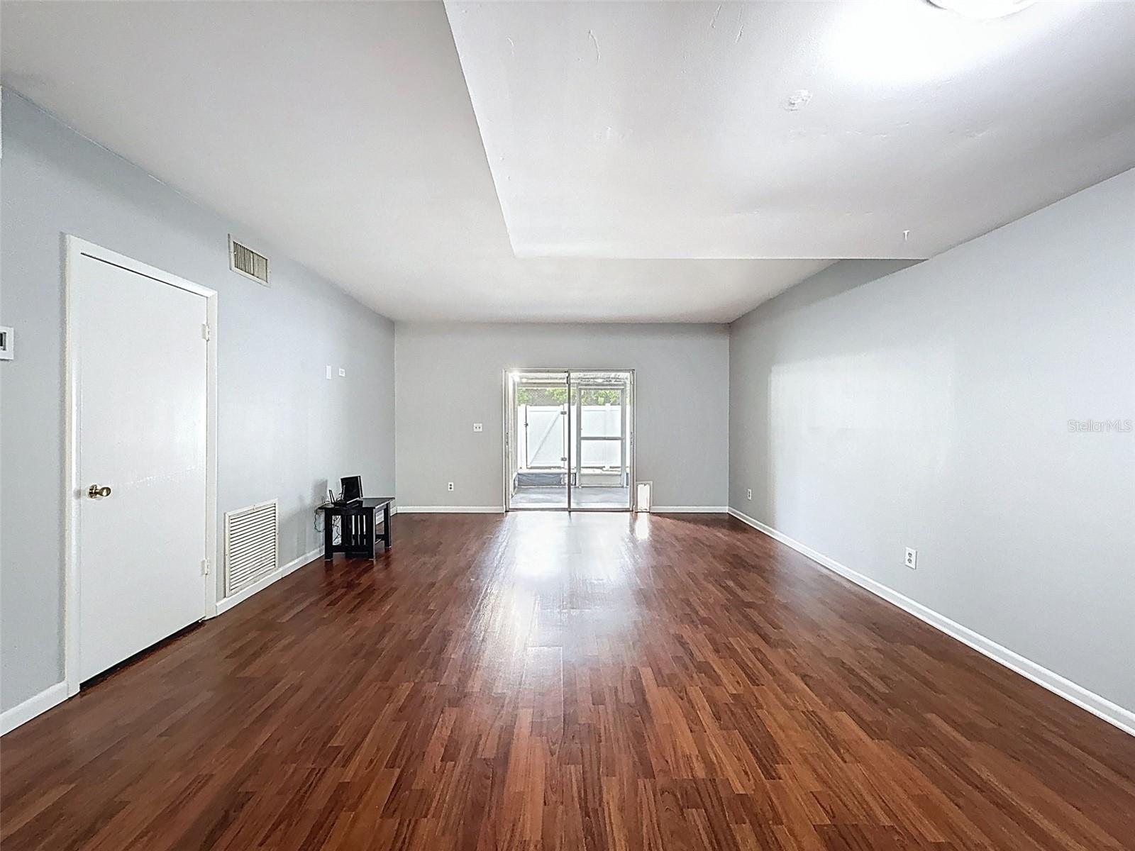 Image 28 of 42 For 11717 Wesson Circle E