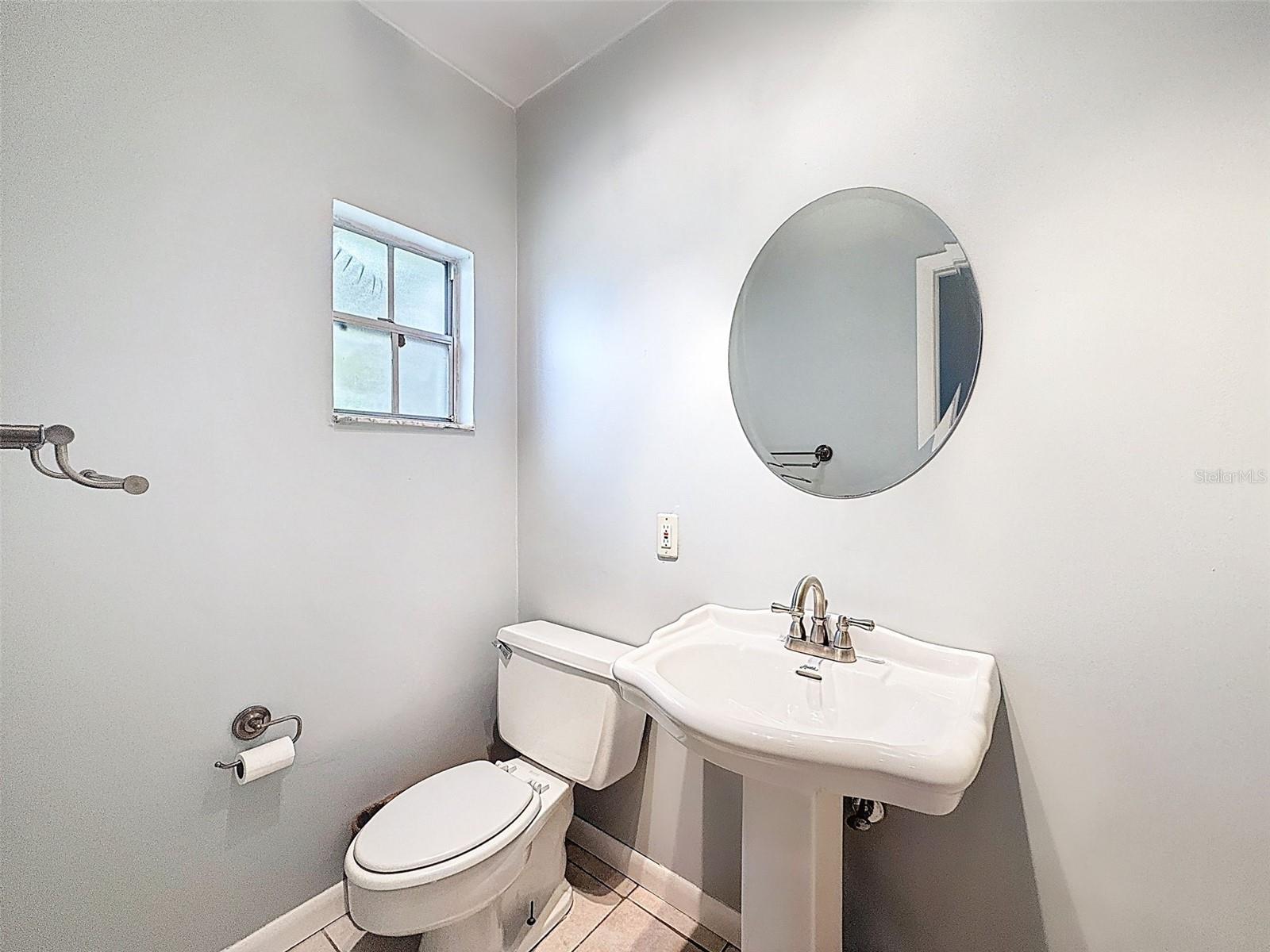 Image 8 of 42 For 11717 Wesson Circle E