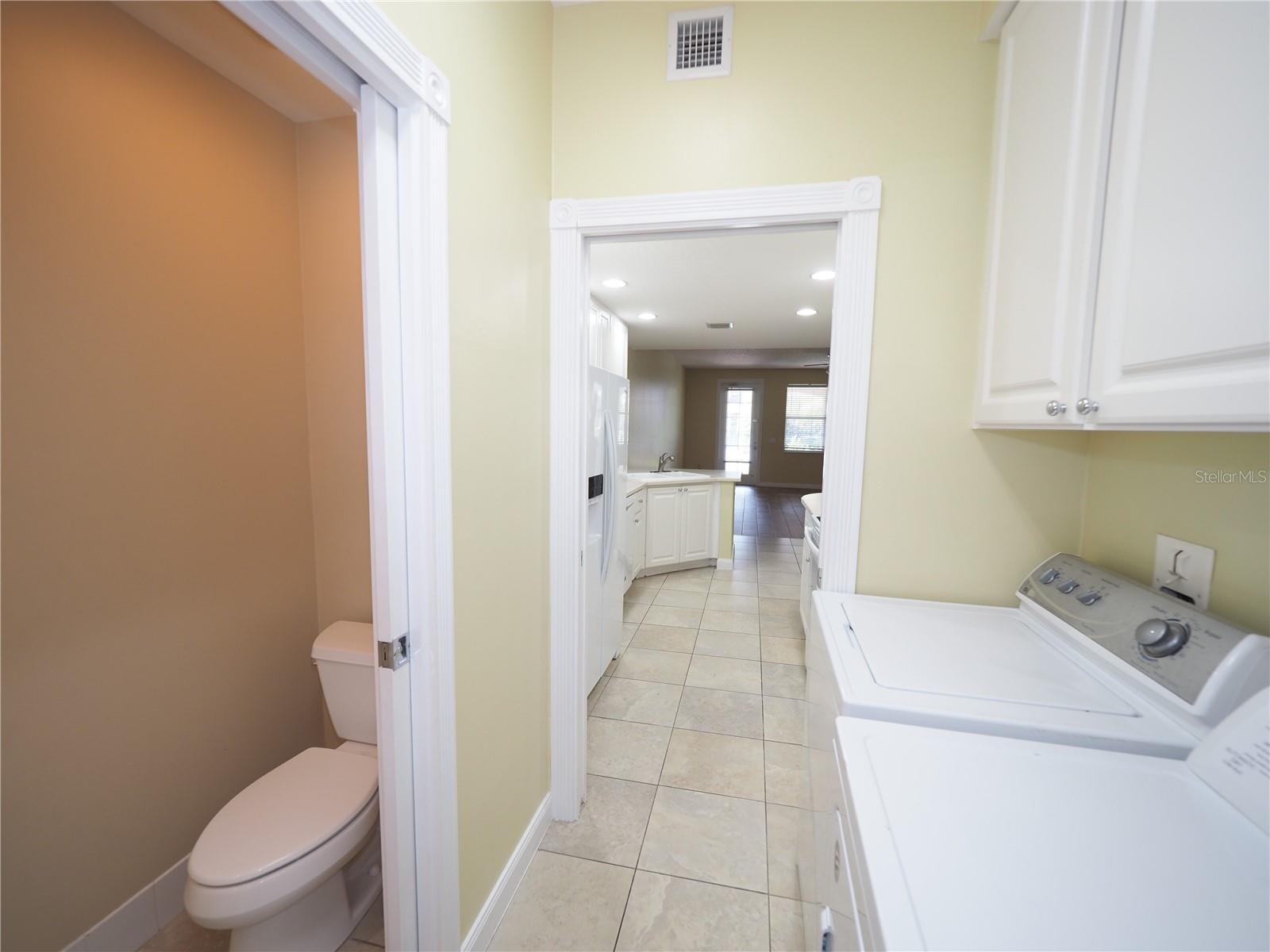 Image 17 of 26 For 1648 Napoli Drive W