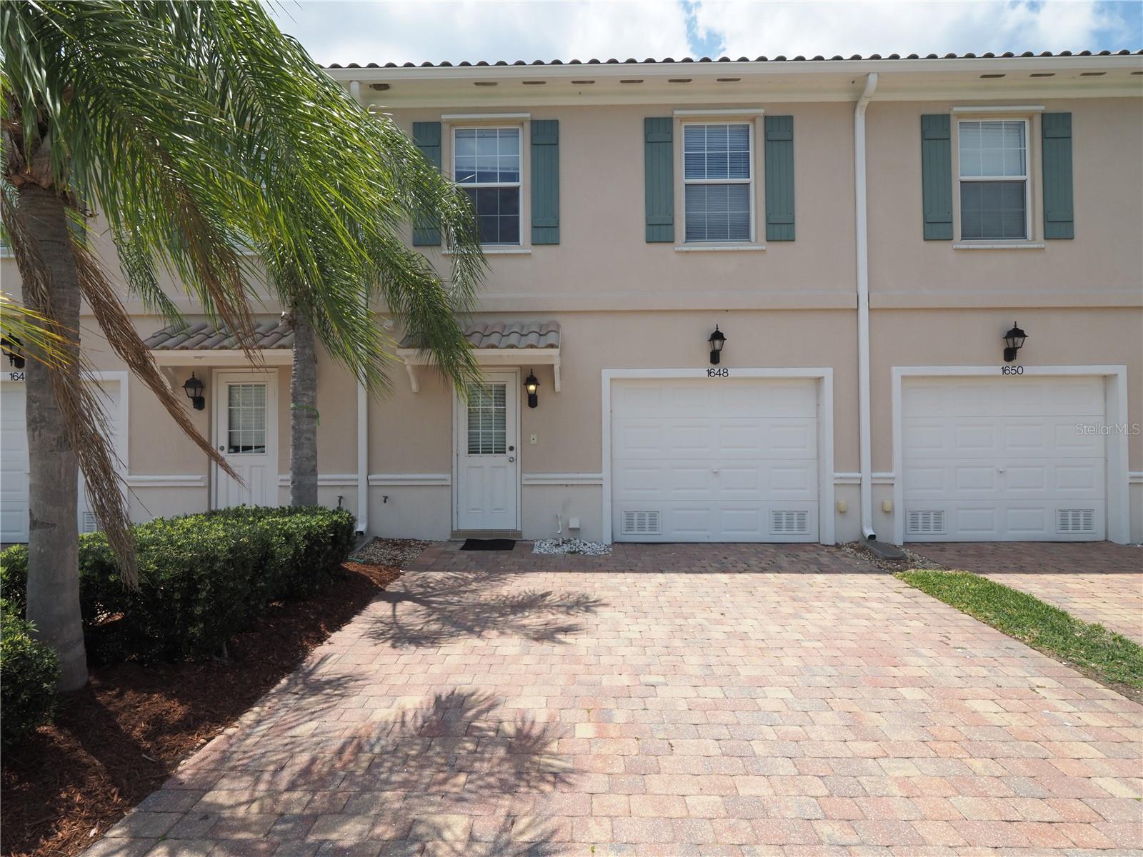 Image 20 of 26 For 1648 Napoli Drive W