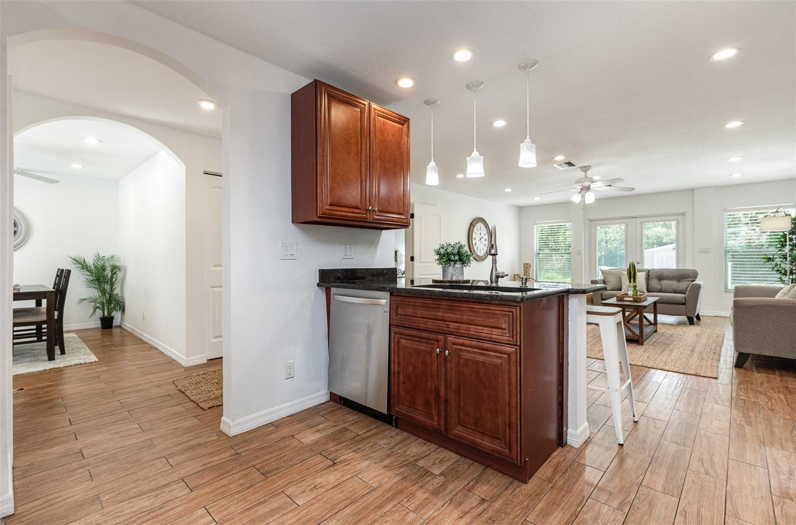 Image 12 of 34 For 1345 24th Street