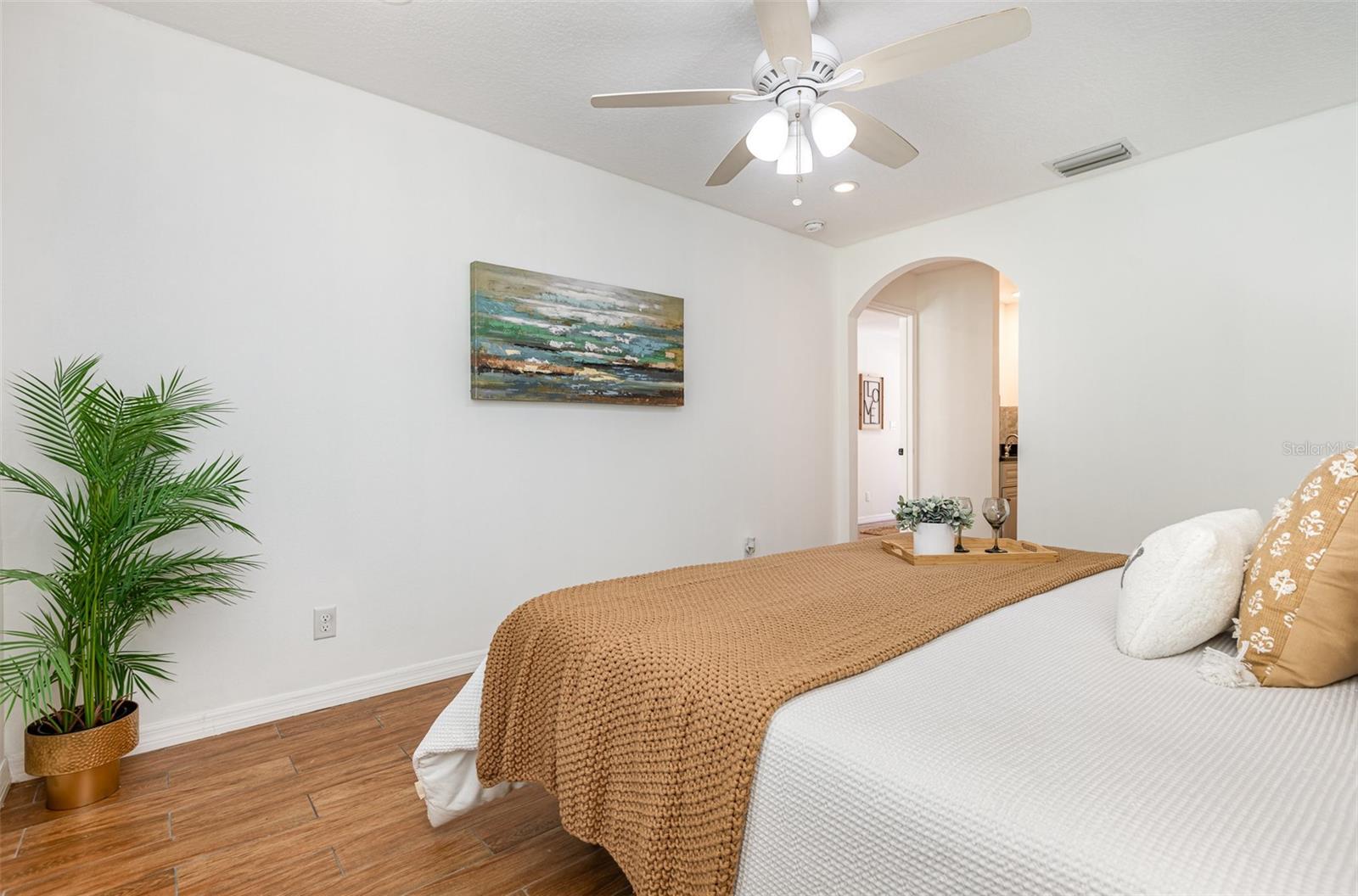 Image 15 of 34 For 1345 24th Street