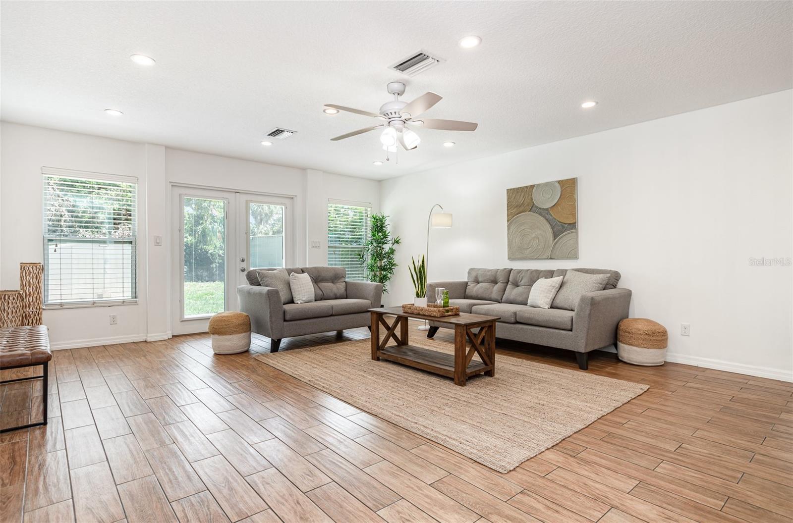 Image 4 of 34 For 1345 24th Street