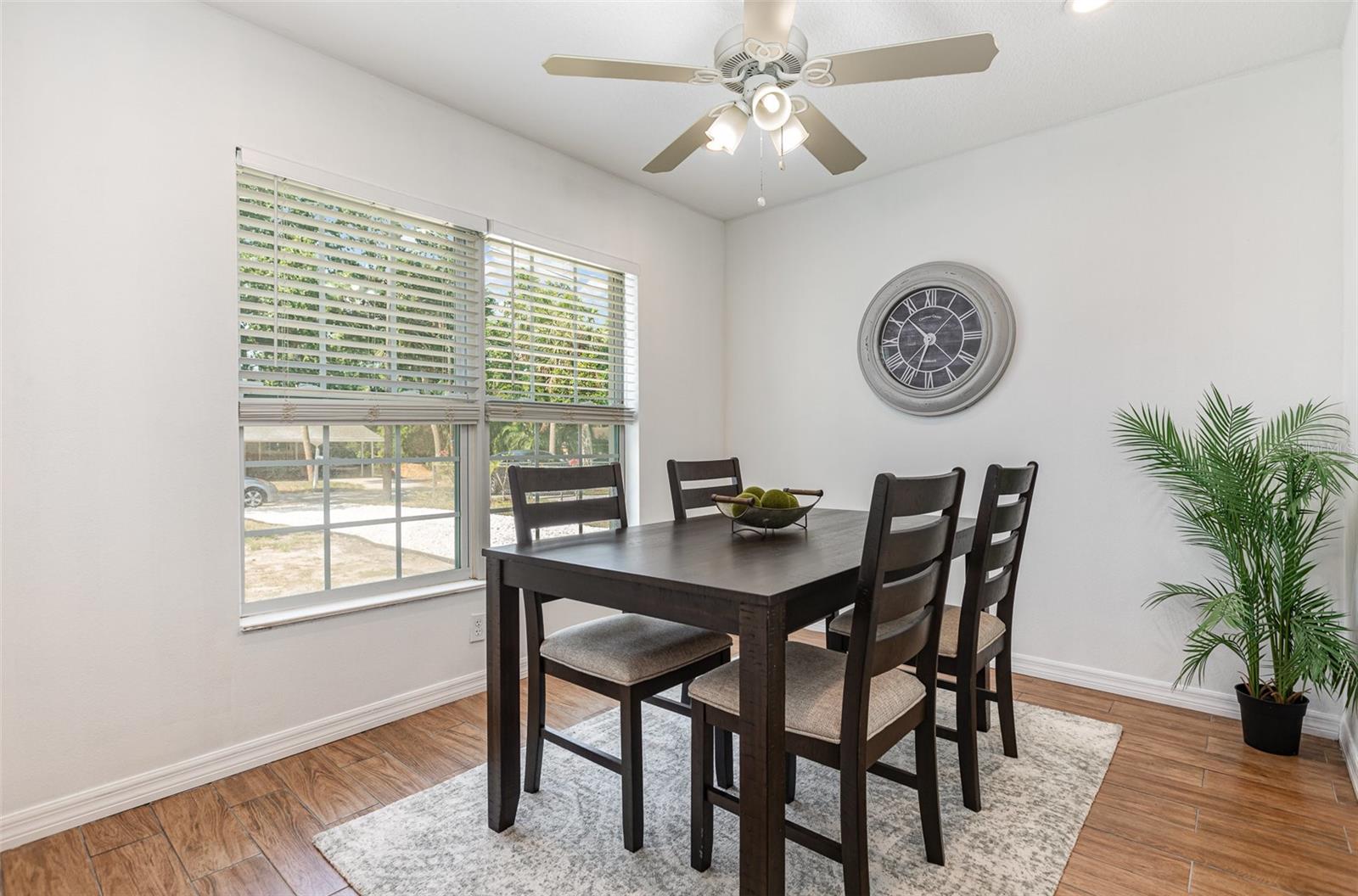 Image 9 of 34 For 1345 24th Street