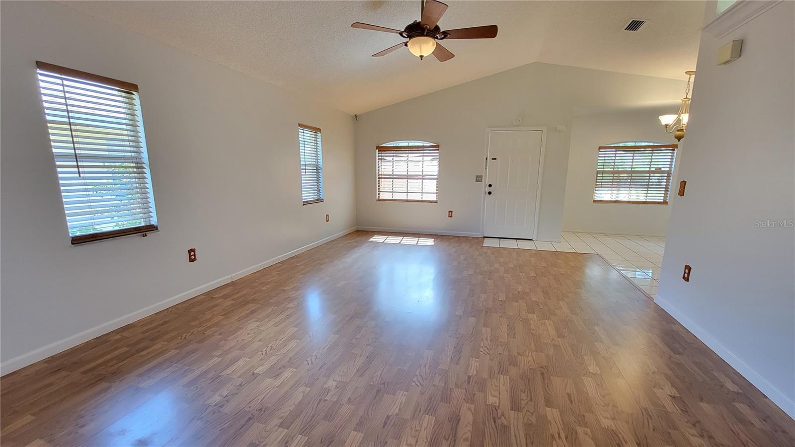Image 7 of 34 For 1588 Fawnwood Circle