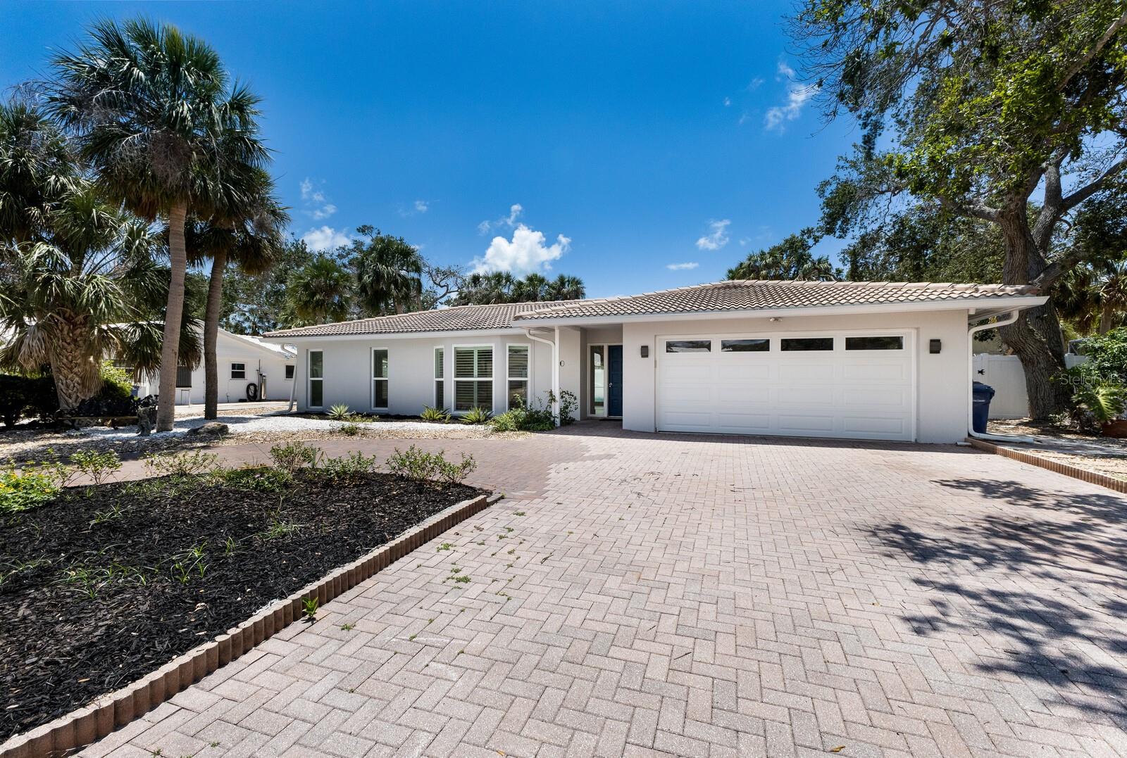 Image 2 of 56 For 620 Venice Lane