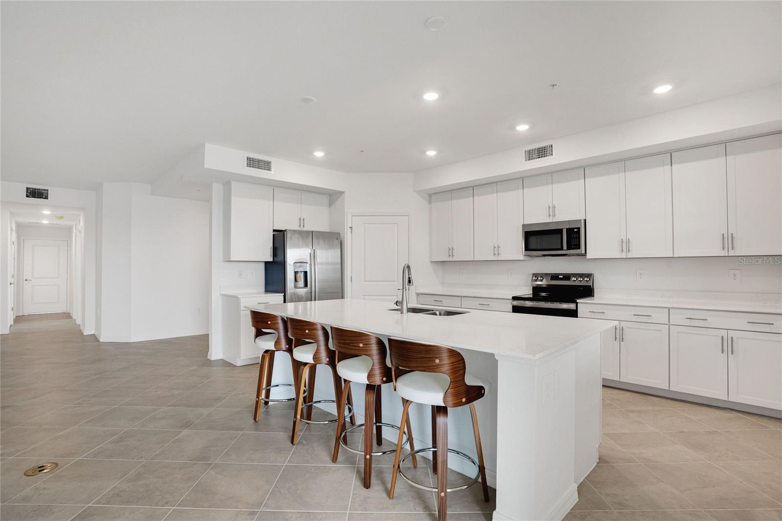 Image 11 of 40 For 12680 Radiance Court 12-101