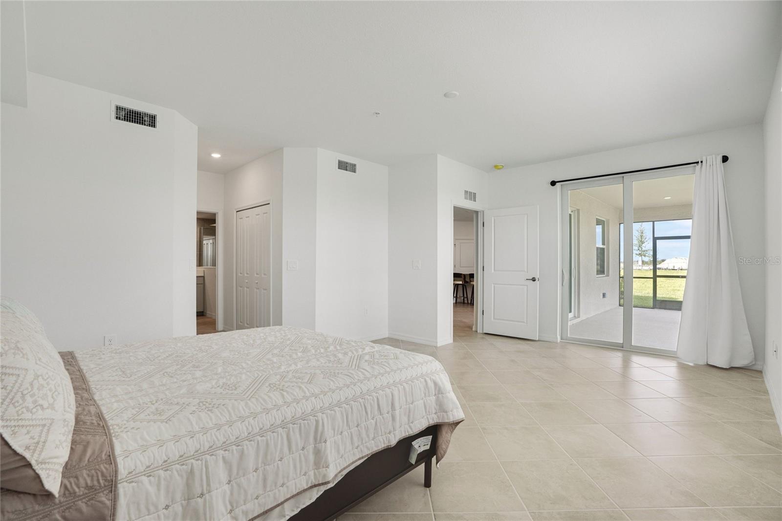 Image 17 of 40 For 12680 Radiance Court 12-101