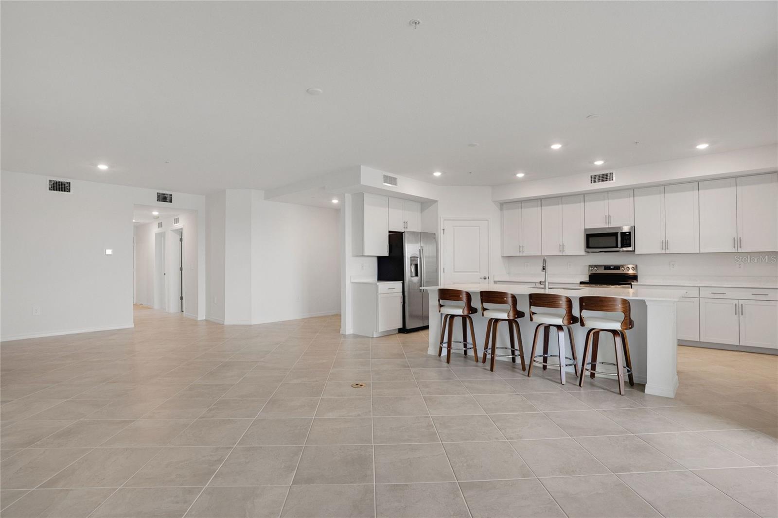 Image 9 of 40 For 12680 Radiance Court 12-101