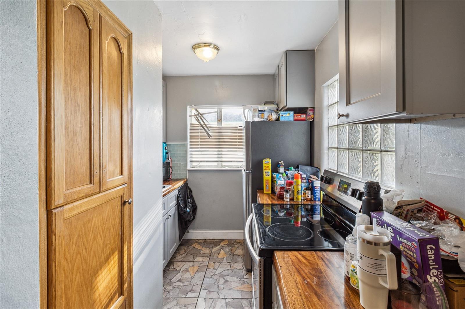 Image 17 of 40 For 6606 5th Avenue N