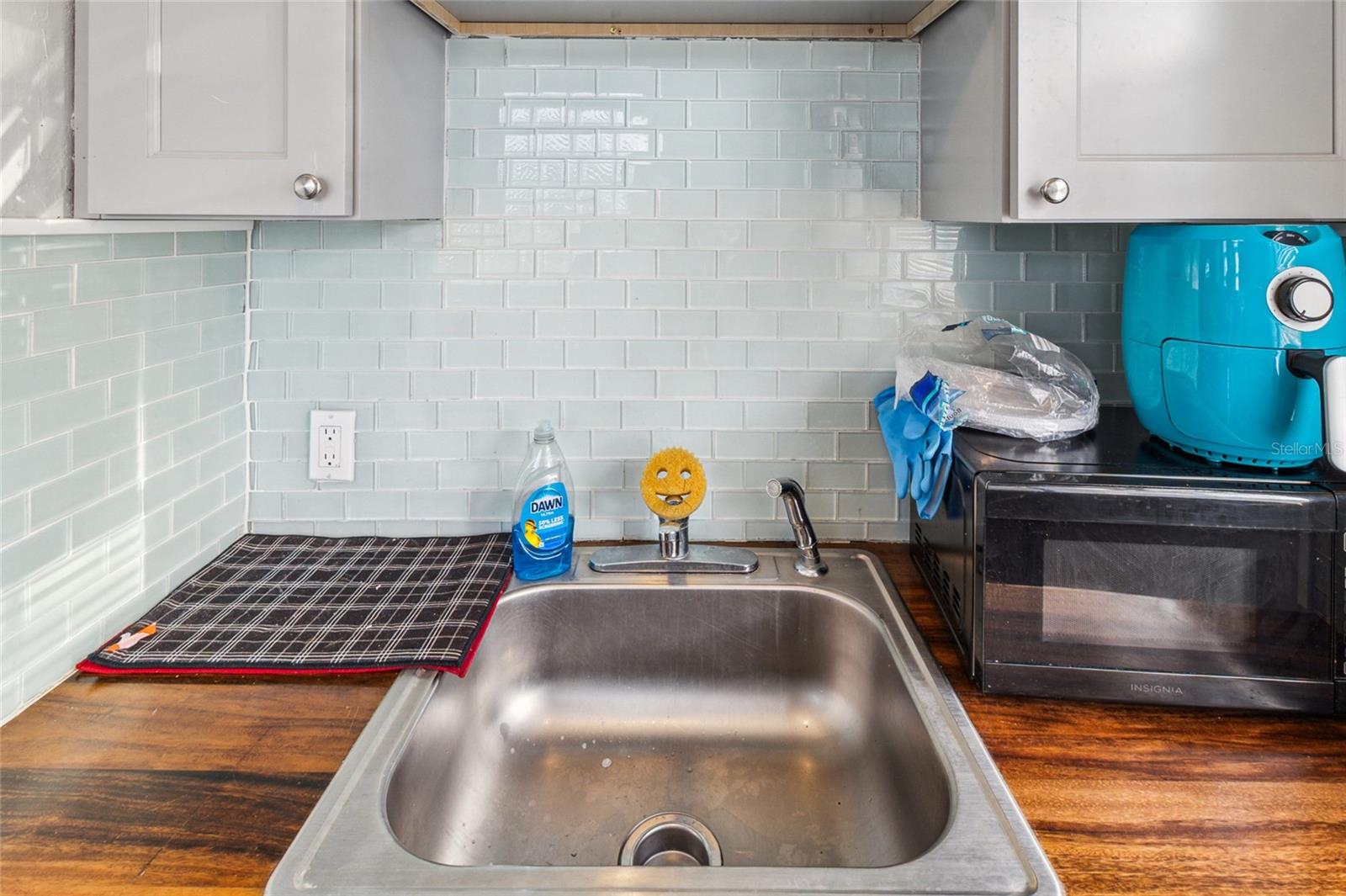 Image 18 of 40 For 6606 5th Avenue N