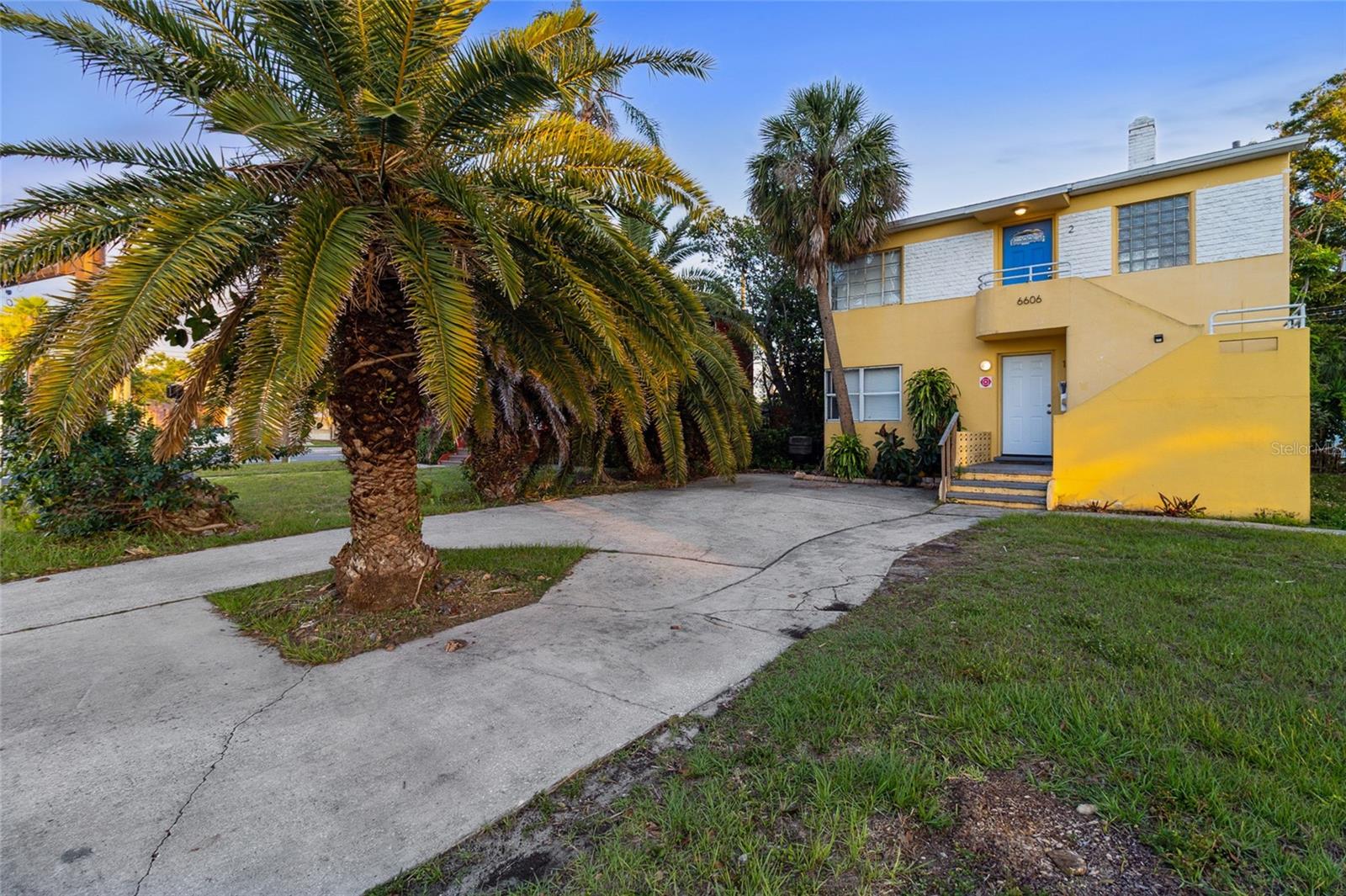 Image 2 of 40 For 6606 5th Avenue N