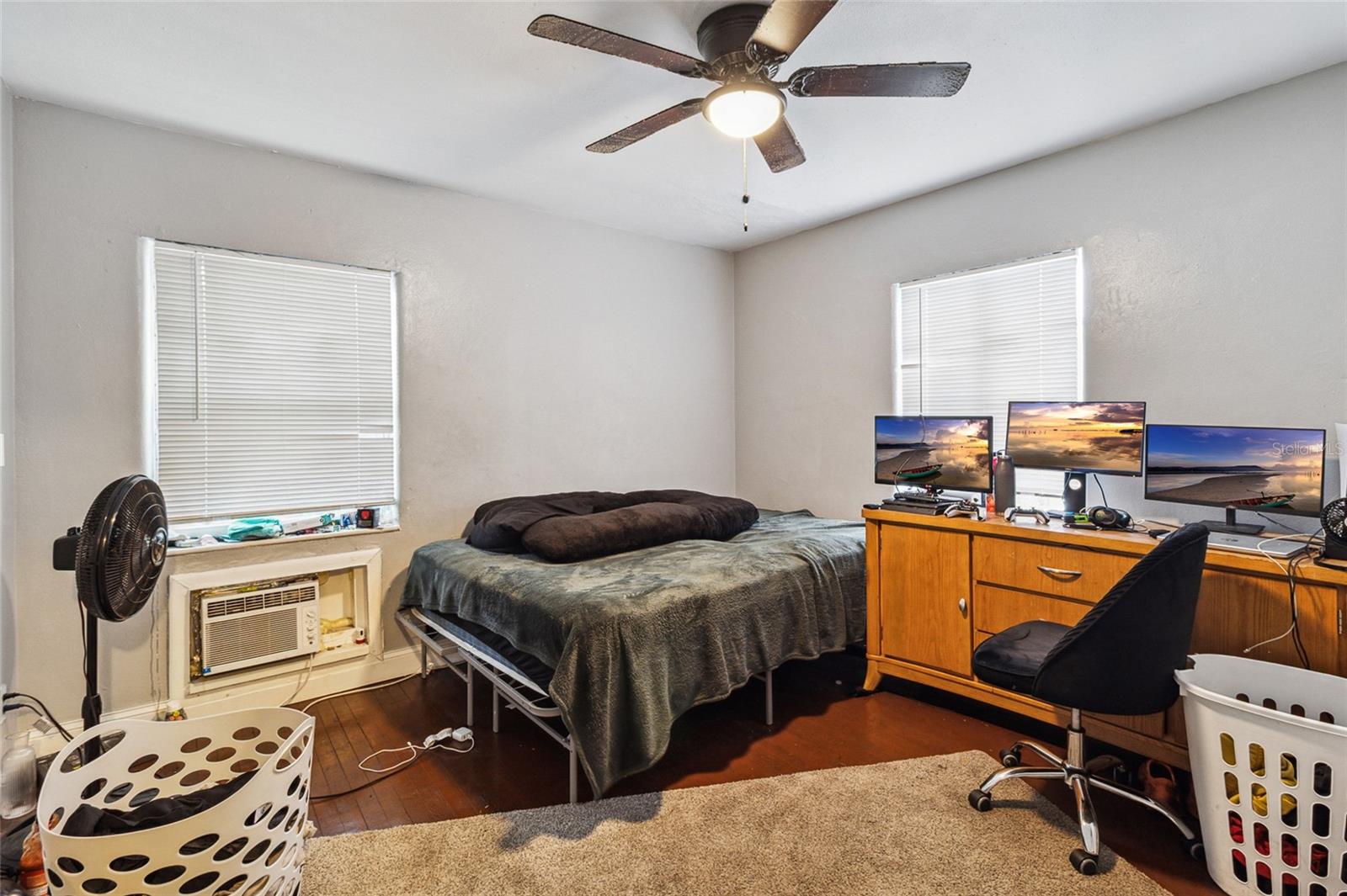 Image 21 of 40 For 6606 5th Avenue N