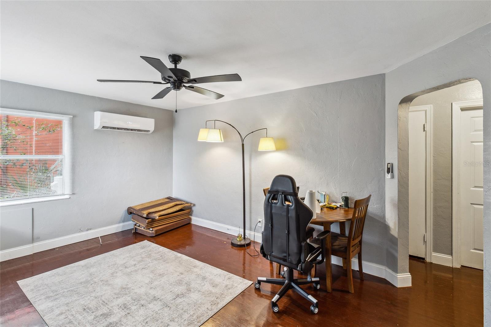 Image 6 of 40 For 6606 5th Avenue N