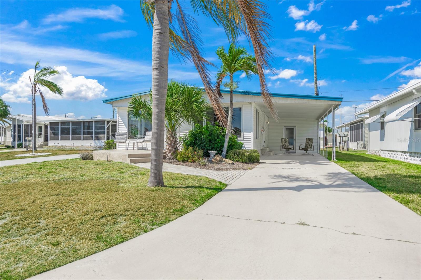 Details for 714 Waterway Drive, VENICE, FL 34285